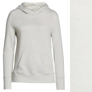 NWOT Vuori Halo Hooded Pullover Sweater